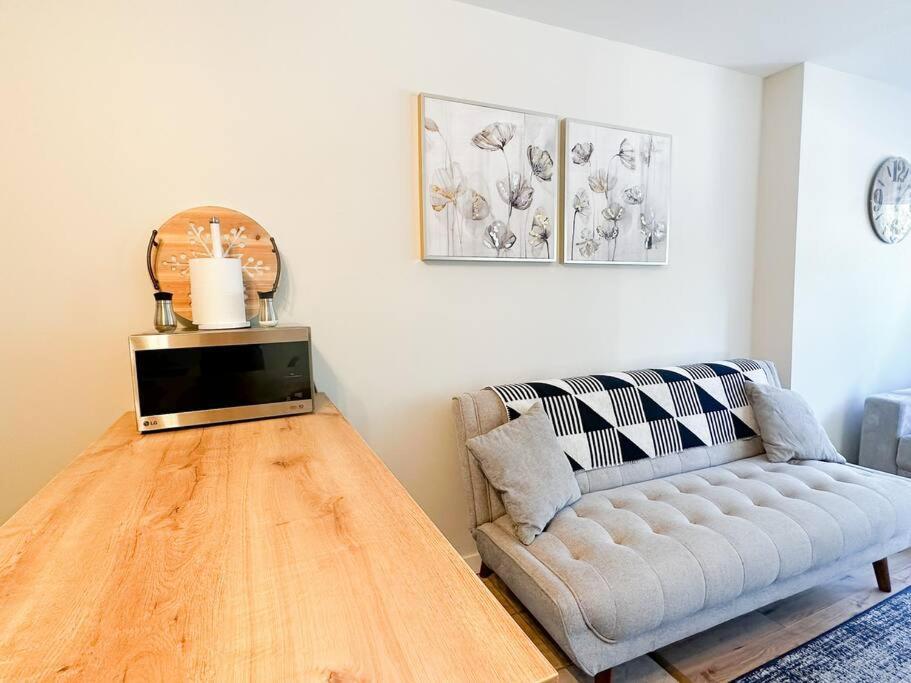The Alpine Nest - 3 Beds - 4 Guests - Free Parking - Pool Apartment Mont-Tremblant Exterior photo