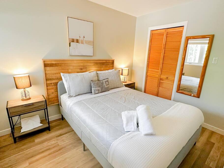 The Alpine Nest - 3 Beds - 4 Guests - Free Parking - Pool Apartment Mont-Tremblant Exterior photo
